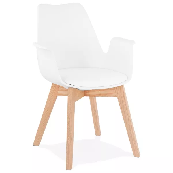 Chaise design scandinave avec accoudoirs KALLY pieds bois couleur naturelle (blanc) à associer à Chaises En Rotin Pour Un Style 