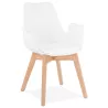 Chaise design scandinave avec accoudoirs KALLY pieds bois couleur naturelle (blanc) à associer à Chaises En Rotin Pour Un Style 