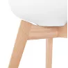 Sedia di design scandinava con piedi KALLY in legno di colore naturale (bianco) associarsi a Sedie in pelle contemporanee