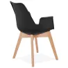 Sedia di design scandinava con piedi KALLY in legno di colore naturale (nero) associarsi a Sedie in legno massello di alta quali