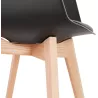 Chaise design scandinave avec accoudoirs KALLY pieds bois couleur naturelle (noir) à associer à Chaises De Cuisine Fonctionnelle