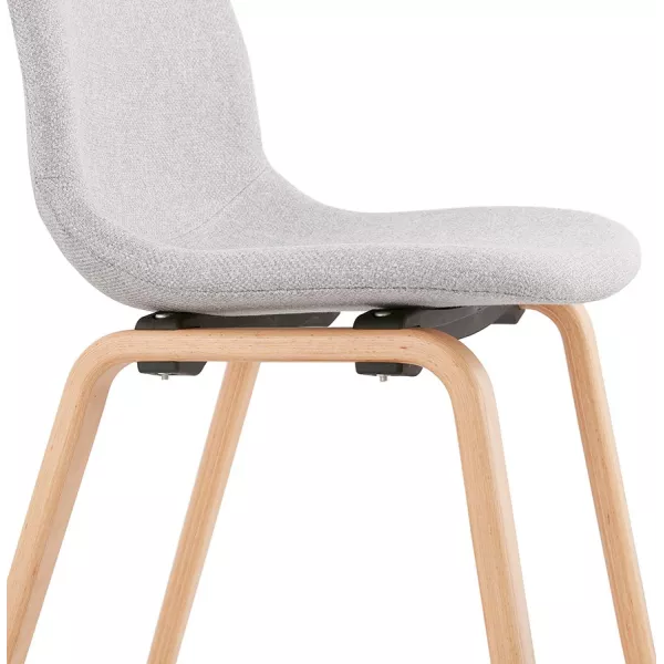 Chaise design et scandinave en tissu pieds bois finition naturelle MARTINA (gris clair)