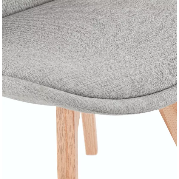 Chaise design en tissu pieds bois finition naturelle NAYA (gris) à associer à Chaises Avec Accoudoirs Pour Plus De Confort