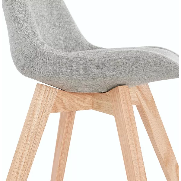 Chaise design en tissu pieds bois finition naturelle NAYA (gris) à associer à Chaises Rembourrées Pour Un Confort Optimal