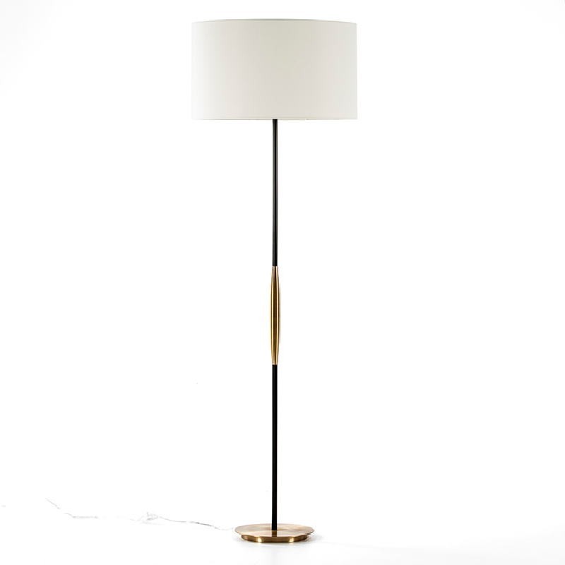 Lampada A Stelo Senza Paralume 24X140 Metallo Dorato Nero associarsi a Lampade da terra impilabili per risparmiare spazio