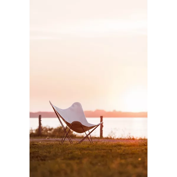 Garden butterfly chair in fabric Sumbrella SUNSHINE MARIPOSA foot black metal (white, ivory) to associate with Industrial Garden