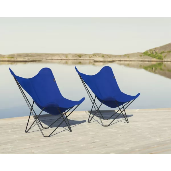 Vegetable butterfly chair in fabric Sumbrella SUNSHINE MARIPOSA black metal foot (Atlantic blue) to associate with Scandinavian 