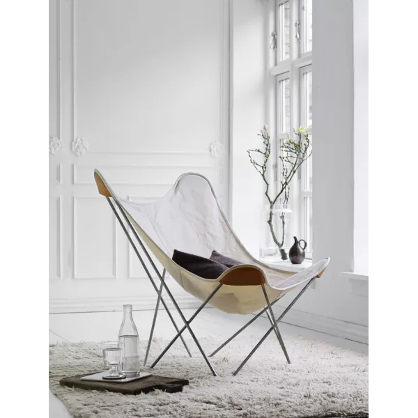 Fauteuil papillon en chanvre CANVAS MARIPOSA pied chromé (blanc)