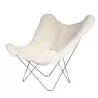 Fauteuil papillon en peau de mouton, poils courts ICELAND MARIPOSA pied chromé (blanc)