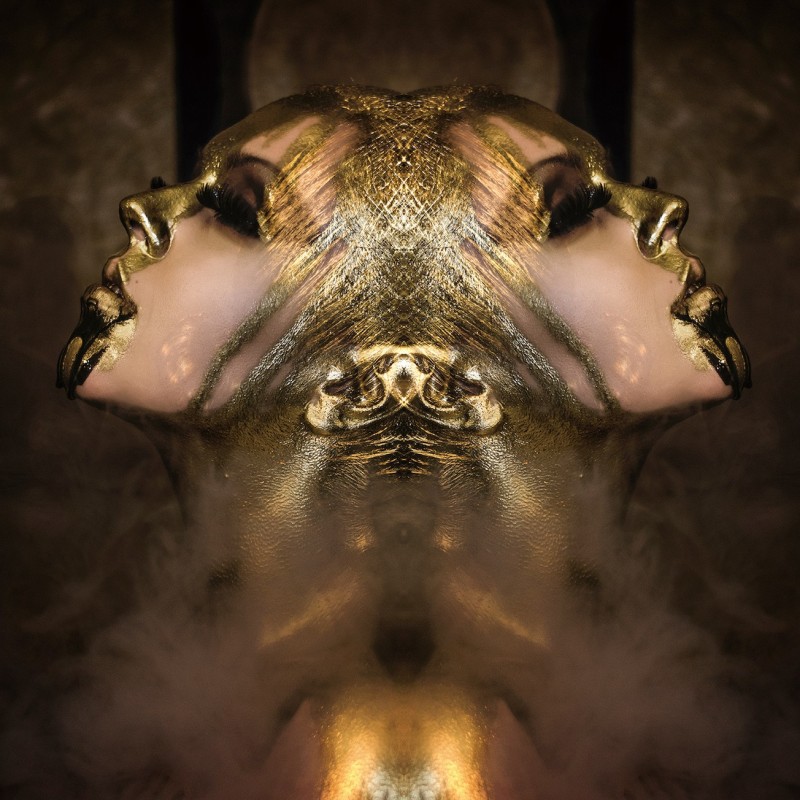 Table on glass WOMAN GOLD and BLACK (Black, gilded)