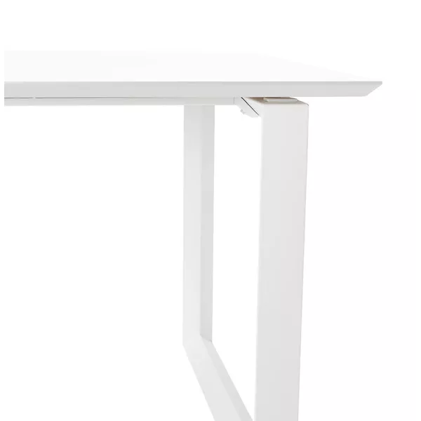 Bureau droit design en bois pieds blancs (90x180 cm) COBIE (finition blanc)