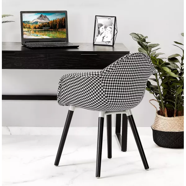 Chaise avec accoudoirs en tissu et pieds en bois noir RANY (pied de poule)