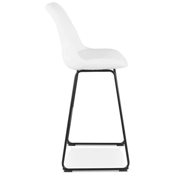 Tabouret de bar ALICE en tissu bouloché blanc et pied traineau métal noir