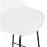 Tabouret de bar LEONIE en tissu bouloché blanc et pied métal noir