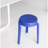 Tabouret bas empilable POMPA en matière plastique bleu foncé