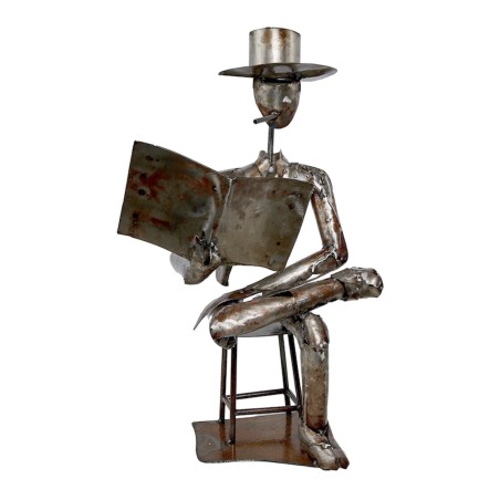 Metal statue representing a storyteller inviting meditation