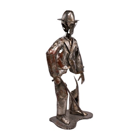 Estatua de metal CHARLOT con aspecto relajado